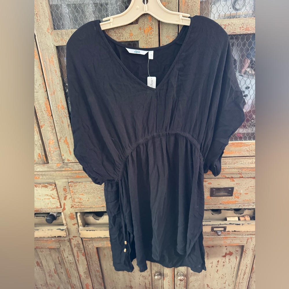 La Vie En Rose Black Tunic style cover-up